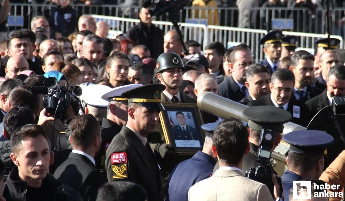 Piyade Teğmen Eril Alperen Emir Ankara'da son yolculuğuna uğurlandı!