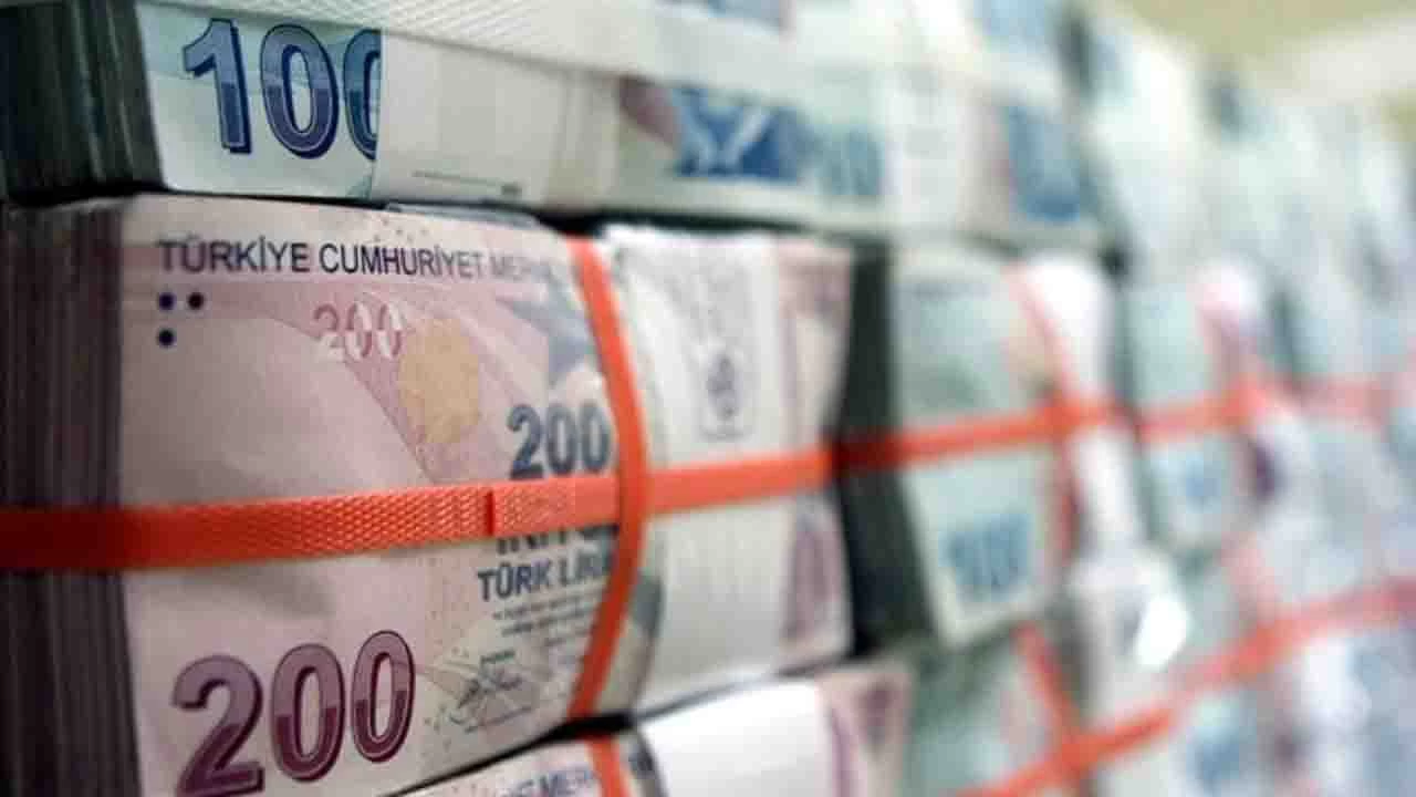 Evleneceklere 50.000 TL destek! Halkbank'tan 3 ay ertelemeli destek kredisi kampanyası!