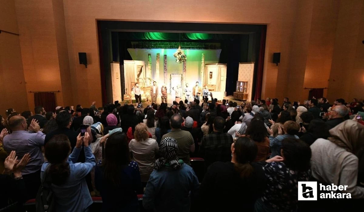 Pursaklar Belediyesi ilçede sahnelenecek yeni tiyatro oyununu duyurdu!