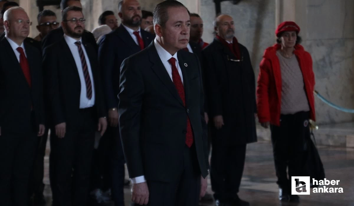 Gençlerbirliği Başkanı Osman Sungur Anıtkabir'i ziyaret etti