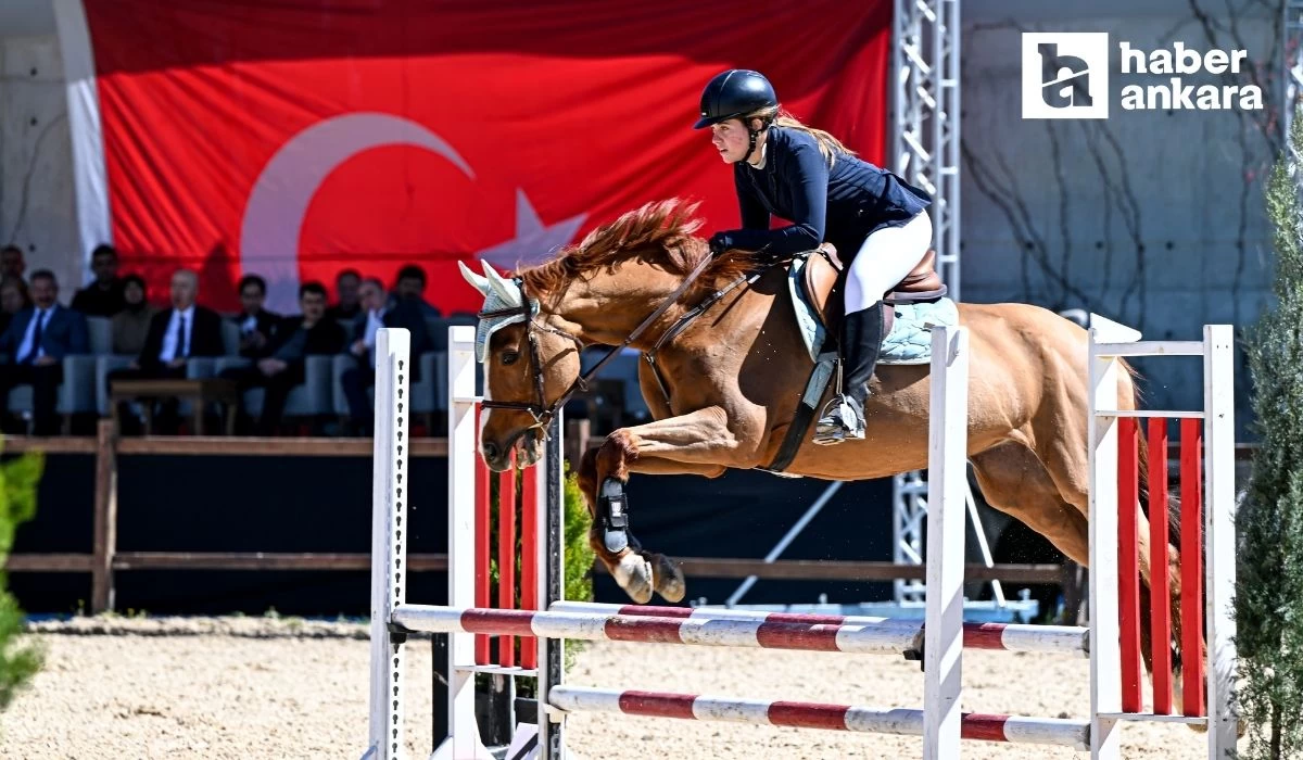 10 Nisan Polis Haftası Kupası Engel Atlama Binicilik Yarışması Ankara'da gerçekleştirildi!