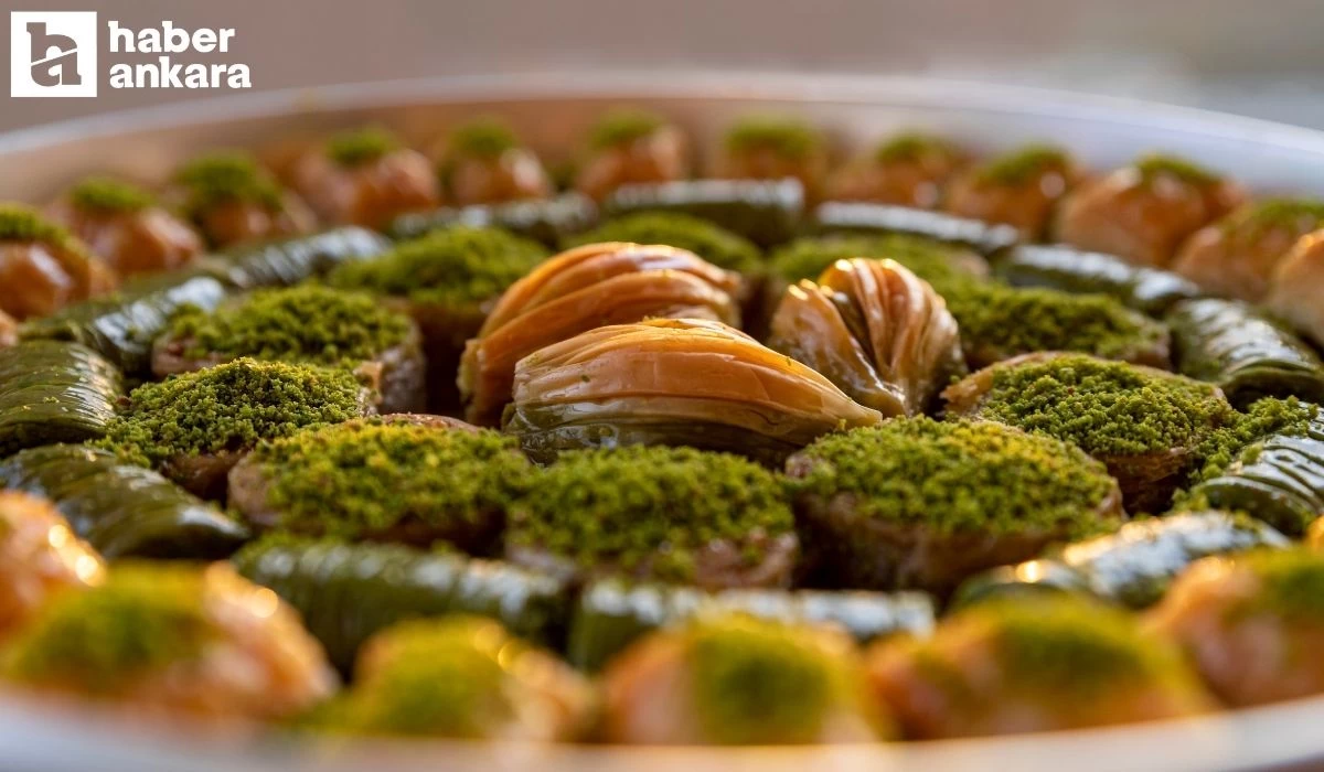 Baklavanın kilosu ne kadar? Fıstıklı, cevizli baklavanın kilosu kaç TL?