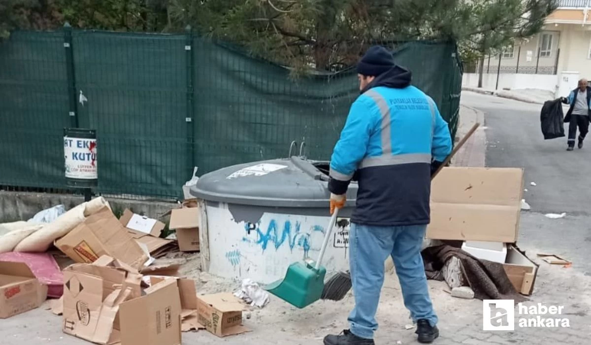 Pursaklar Belediyesi Ramazan Bayramı öncesinde sokakları temiz hale getiriyor