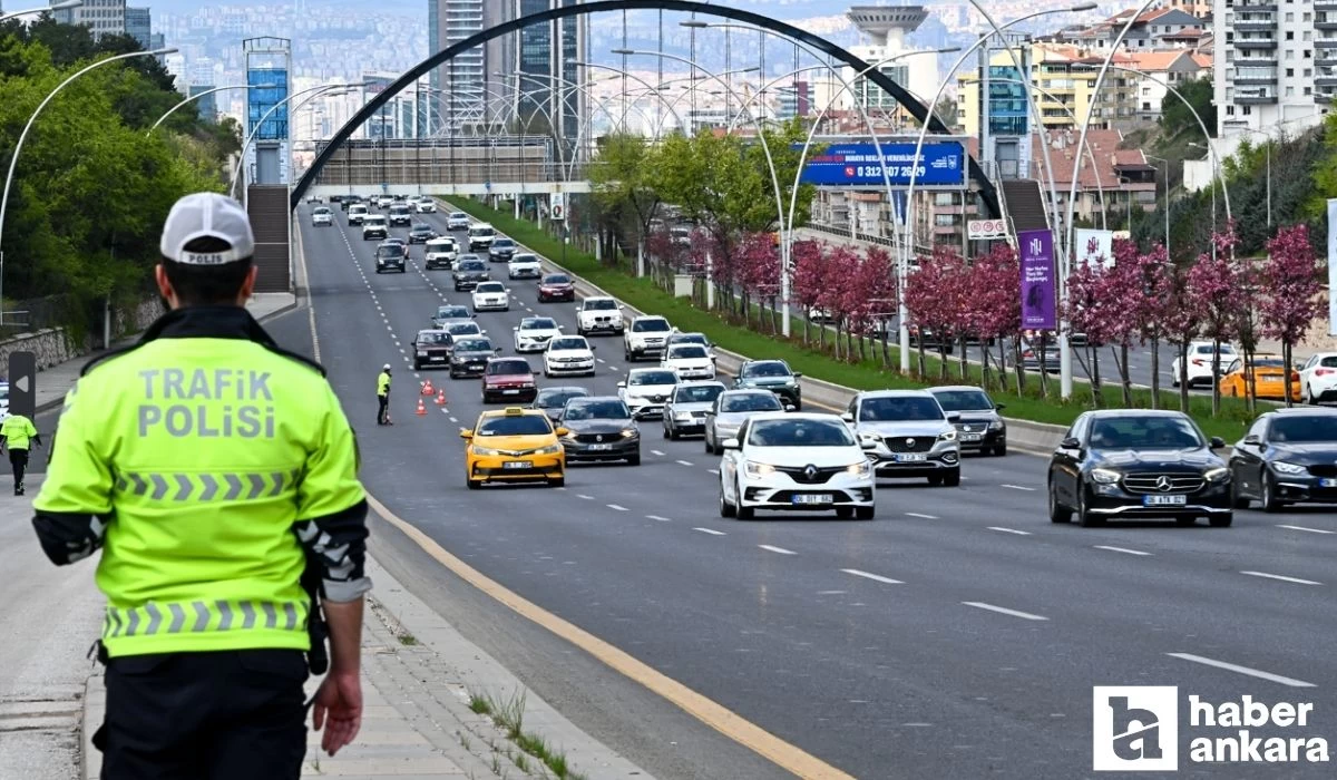 Ankara'ya giriş noktalarında trafik arttı! Bayram tatili dönüşünde yoğunluk yaşanıyor