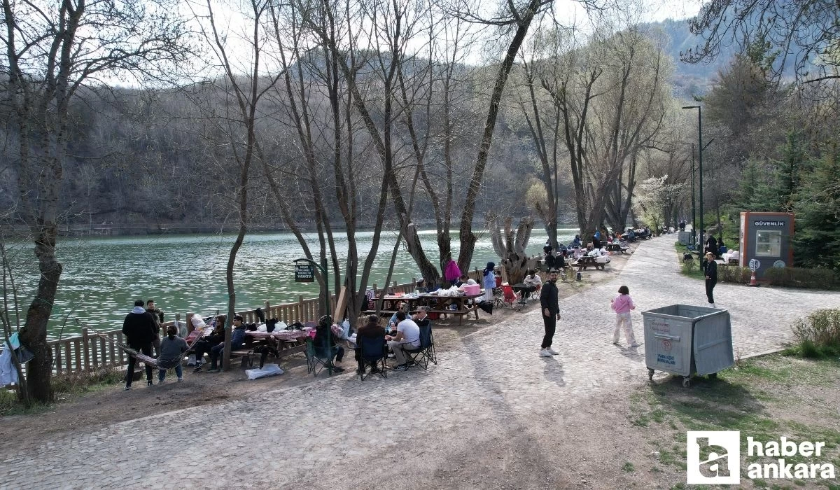 Ankaralılar Çubuk Karagöl Tabiat Parkı'na akın etti!