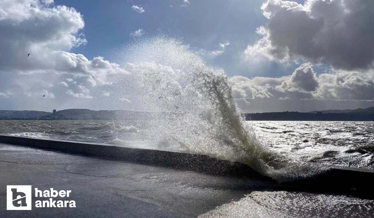 Akşam saatlerine kadar devam edecek! Meteoroloji o iller için kuvvetli fırtına ve rüzgar uyarısı yaptı