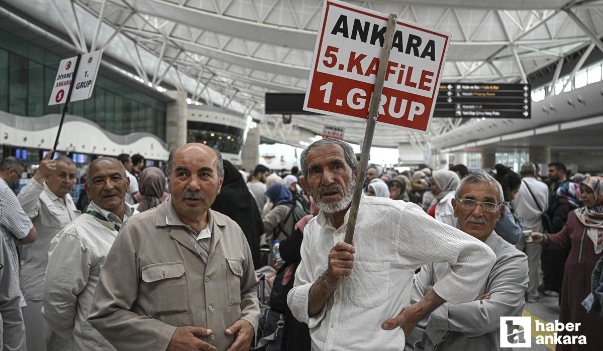 Başkent Ankara'dan ilk hac kafilesi dualarla uğurlandı