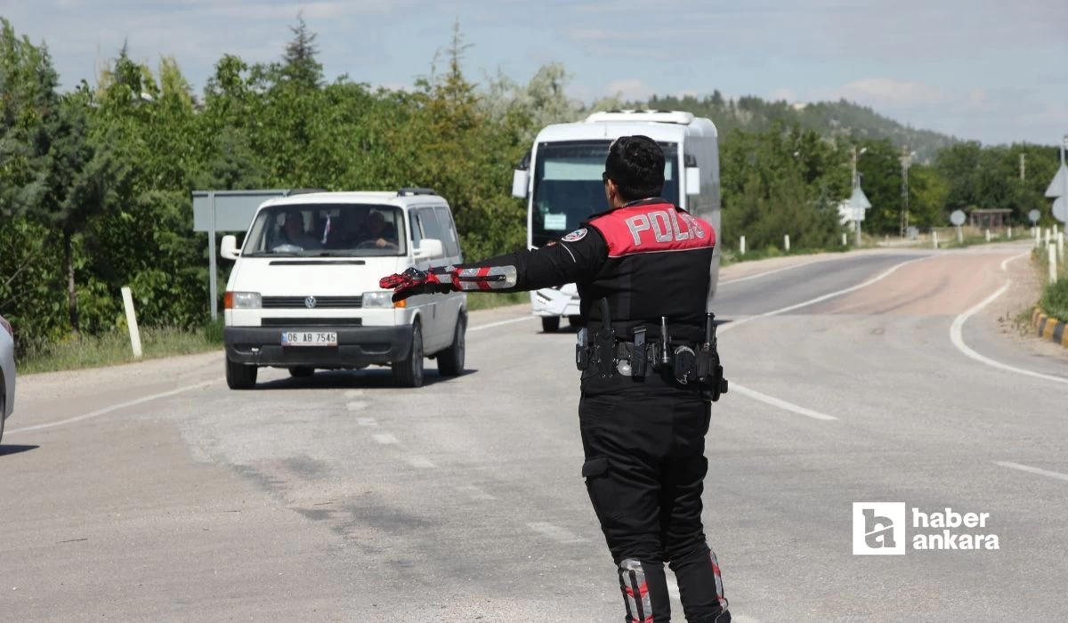 Ankara Beypazarı'nda yunus ekiplerinden trafik denetimi