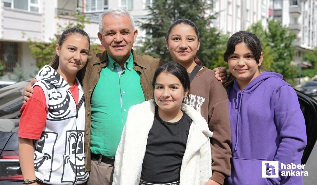 Mamak Belediye Başkanı Veli Gündüz Şahin 19 Mayıs Bayramı dolayısıyla kutlama mesajı yayınladı