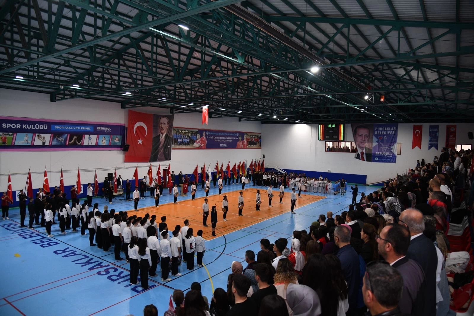 Pursaklar'da düzenlenen 19 Mayıs etkinliklerine yoğun katılım