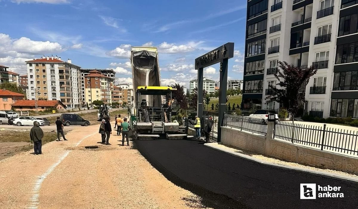 Pursaklar Belediyesi yol yenileme çalışmalarını sürdürüyor